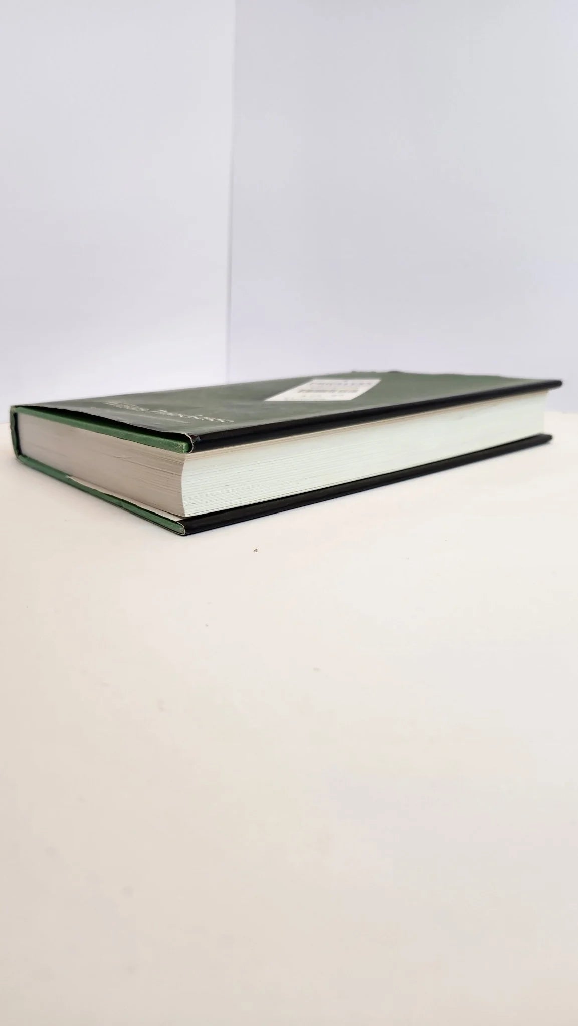 Priceless: The Myth of Fair Value (and How to Take Advantage of It) (1st EDITION) - Oakmont Books