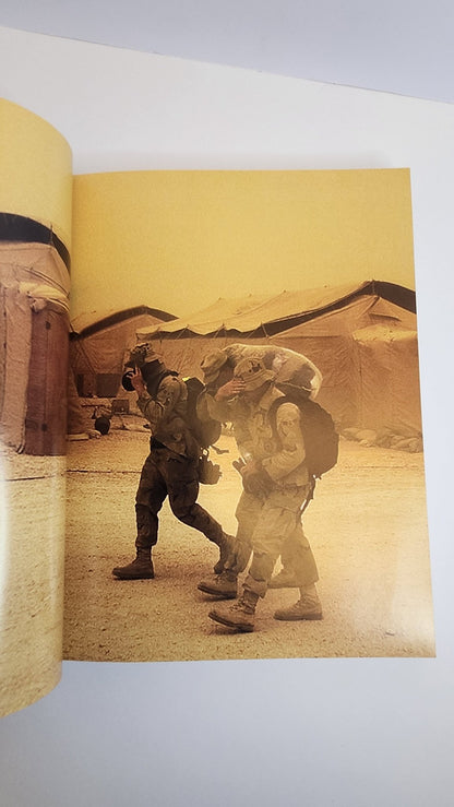 The War in Iraq: A Photo History (1st EDITION) - My Store